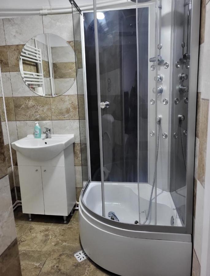 Pensiunea Vila Ysy - Eforie Nord Luaran gambar